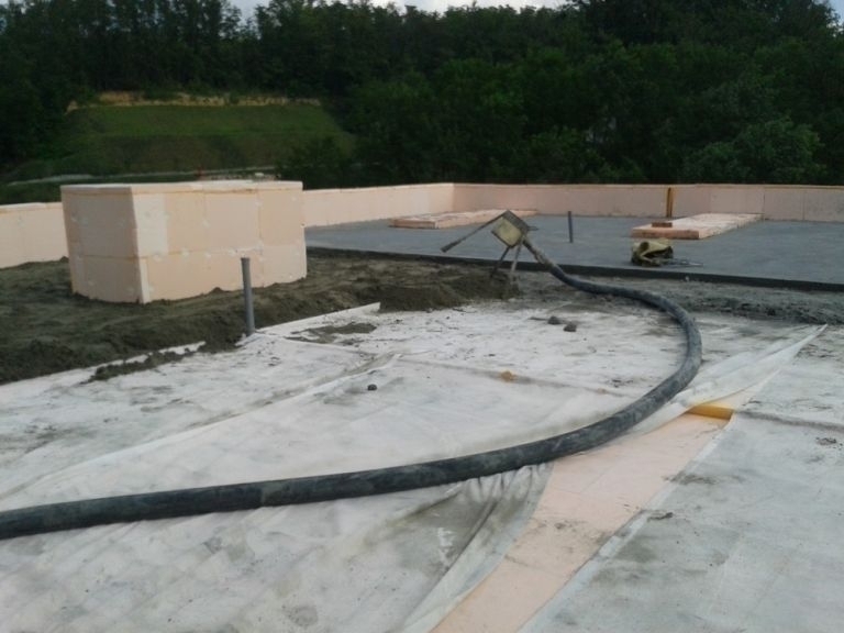 Стяжка покрівлі