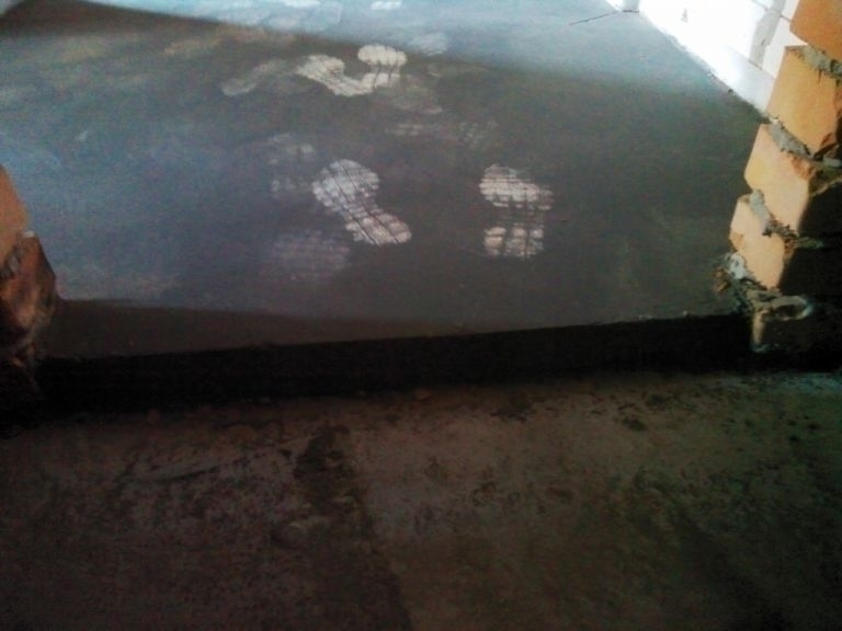 Напівсуха стяжка підлоги