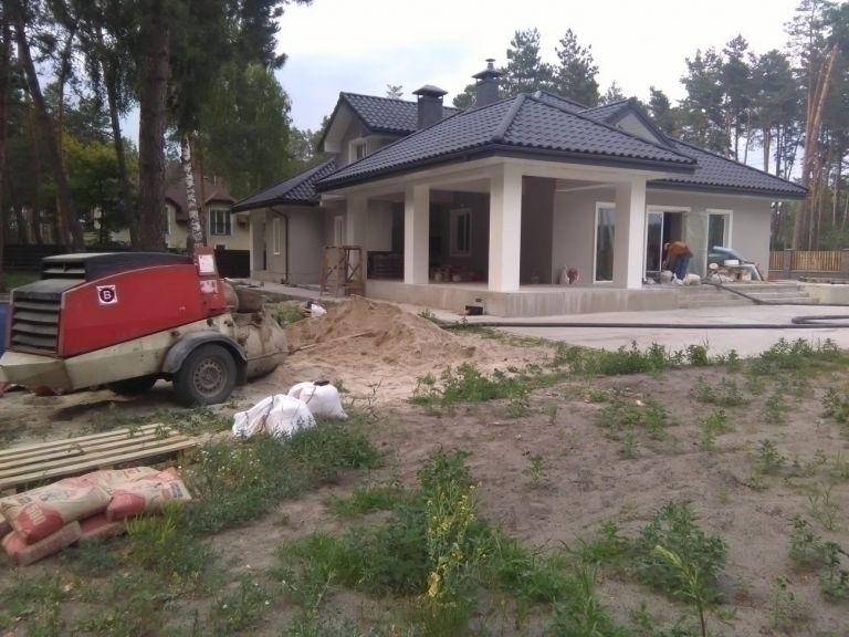 Стяжка підлоги восени