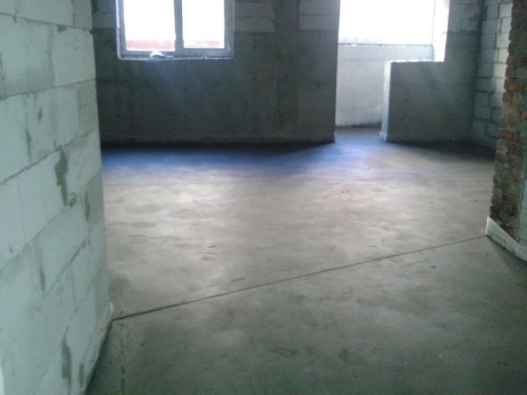 Машинна стяжка підлоги вологих приміщень