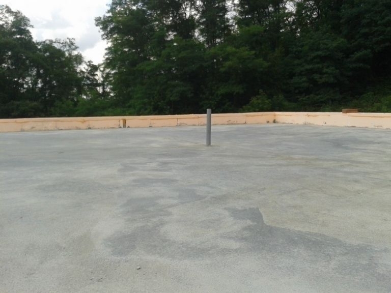 Стяжка покрівлі з різними нахилами